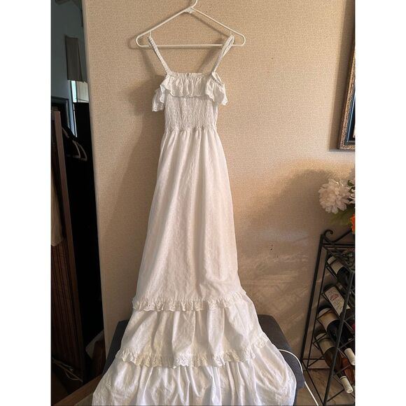 Roberta Dresses & Skirts - Vintage Roberta eyelet maxi dress